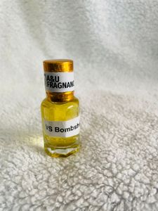 VS Bombshell Oud Attar-50% OFF ON DELIVERY FEE