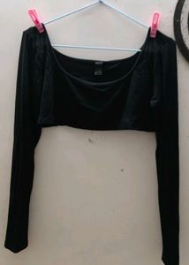 FULL SLEEVES BLACK TOP🚩🖤