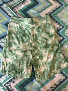 Tie-dye Green Shorts