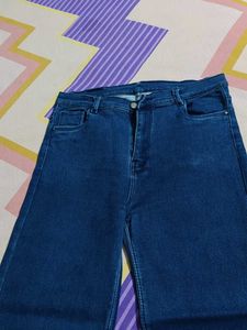 Straight Fit Jeans