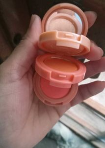 Triple Shade Blush / highlighter/ eyeshadow Palett