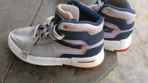 Stylish High-Top Sneaker Original Xtep Shoes