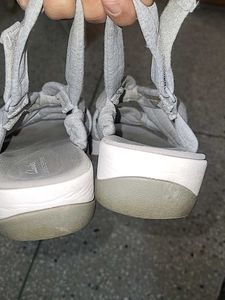 Clarks Cloudsteppers - Stylish Sandals