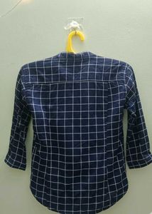 Cropped Blue Plaid 3/4 Sleeve Shirt