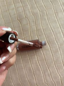 Staze 2-in-1 Liquid Lipstick Shade 04 I’m shy