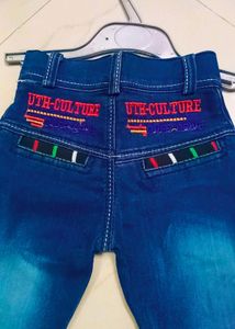 UTH - CULTURE Denim Jeans