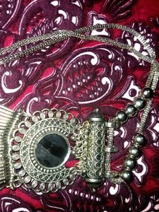 Mirror Embellished Necklace Set