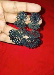 Black Jhumkis!!