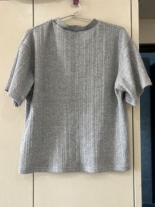HM Gray Ribbed T-Shirt