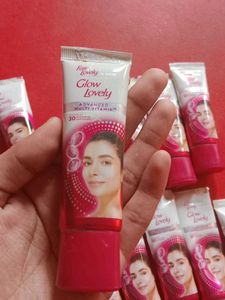 Glow &amp; Lovely Face Cream