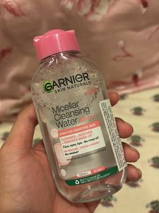 Garnier Micellar Cleansing Water