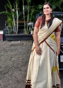 Stitched Tissue Dhavani Set