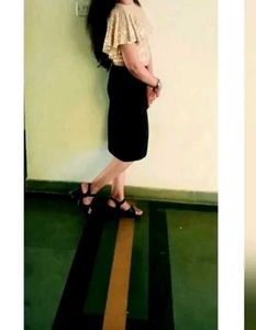Black Button Slit Skirt