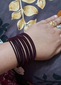 Maroon Velevet Bangel
