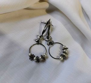 Pearl Drop Earrings