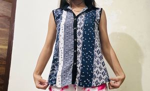 Patterned Sleeveless Top