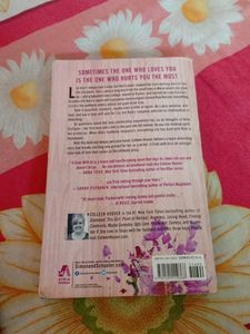 &#34;It Ends With Us&#34; by Colleen Hoover