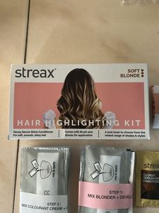 Streax Hair Highlighting Kit
