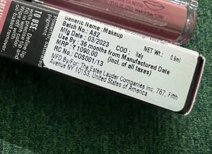 SMASHBOX Matte Liquid Lipstick “stepping Out”