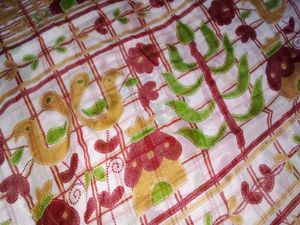 Womens White With Red House Printed Saree.