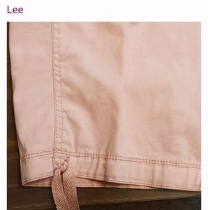 Unisex Lee Light 6 Pocket Capri Pant 18 Medium