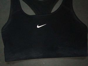 Nike Women&#39;s Polyester W Df Swsh Pls Nonpded Bra