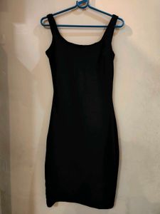 Sleek Black Bodycon Dress