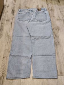 Ma2440 Wrangler baggy jeans waist 32 inches