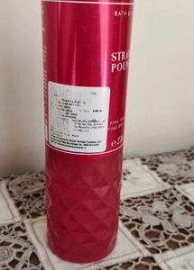 Bath and Body Works Strawberry Pound Cake Mist