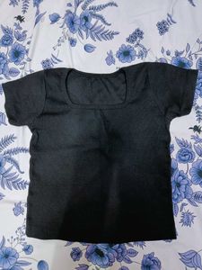 Black Square Neck Crop Top