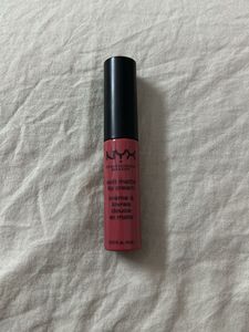 NYX Soft Matte Lip Cream