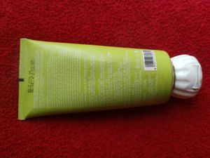 Dot &amp; Key Face Wash
