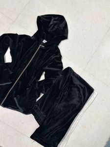 Velvet Tracksuit very warm new 🥰🥰