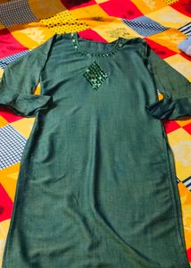 Straight Kurti Ruffle Sleeves Mirror Work