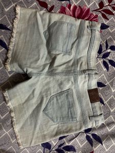 Shorts Women