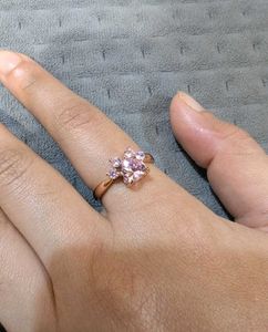 Two Rings Pink Paw And White Flower