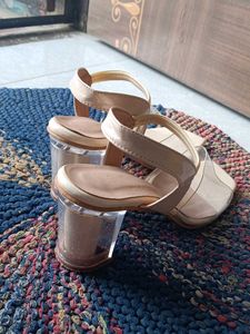 Heel 👠