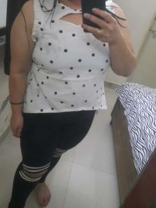 Coorset With Knee Cut Pants
