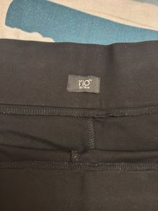 Black Skinny Jeggings