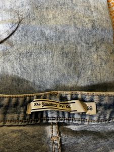 Blue Skinny Fit Mid Raise Stretchable Cropped Jean