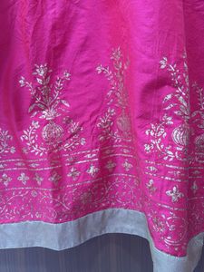 Elegant Pink Embroidered Kurta
