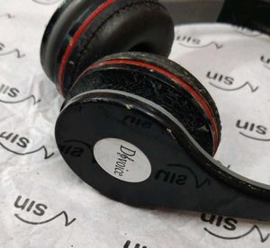 Headphones -charg Sys Black &amp; Red Good Conditio