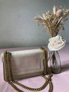 Mango Sling Bag