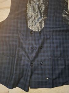 Men's Plaid Suit Set  size 46