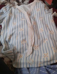 I Am Selling Top Due To Size ISsue