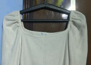 Ribbed Puff Sleeve Top