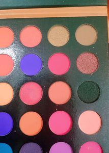 Color Studio Beauty Glazed Eye Shadow Pallet