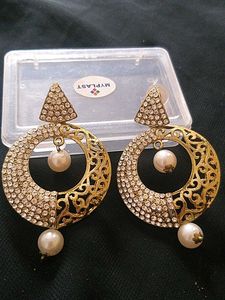 Gold Tone Pearl Drop Earrings