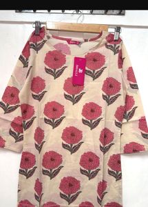 Elegant brand new floral kurta set.