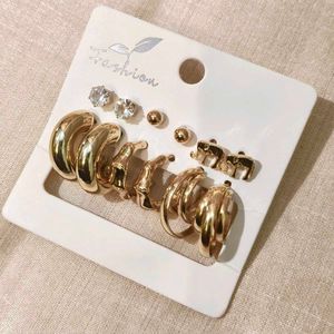 Gold Earring Set ✨